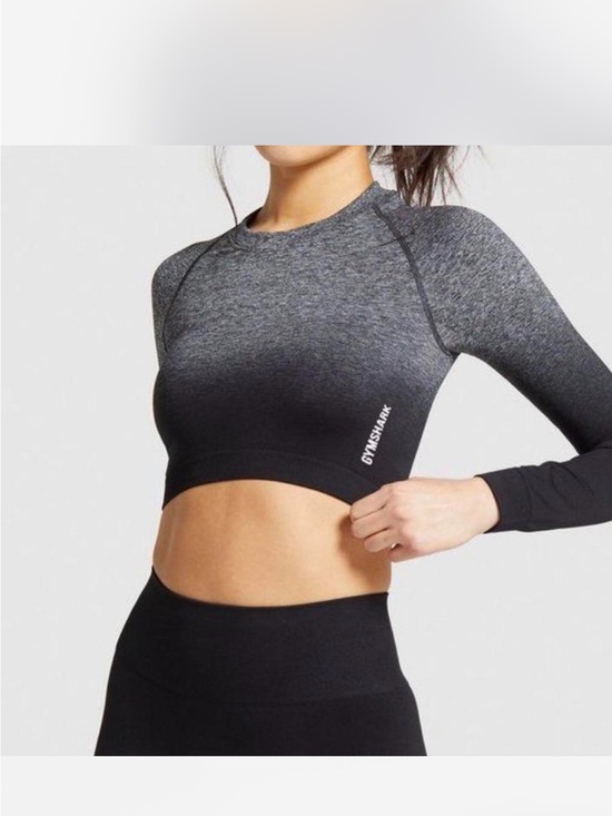 Gymshark Tops - Gymshark Grey-to-Black Ombre Long Sleeve Crop Top